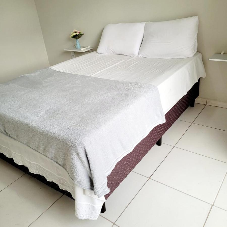 Sobrado 6 Amplo E Confortavel Em Condominio Corumba Luaran gambar